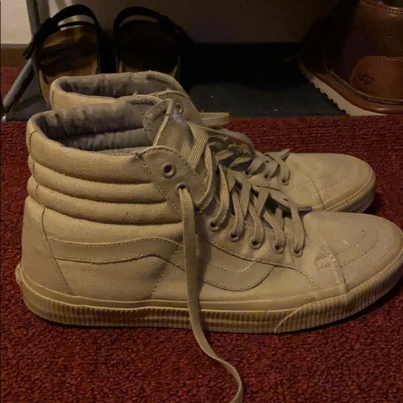 vans - Picture 2 of 2